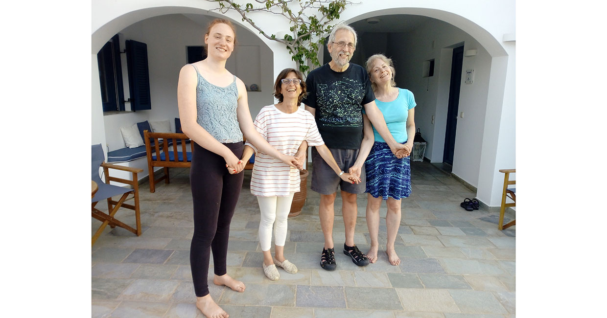 Teaching of greek traditional dances at Sifnos