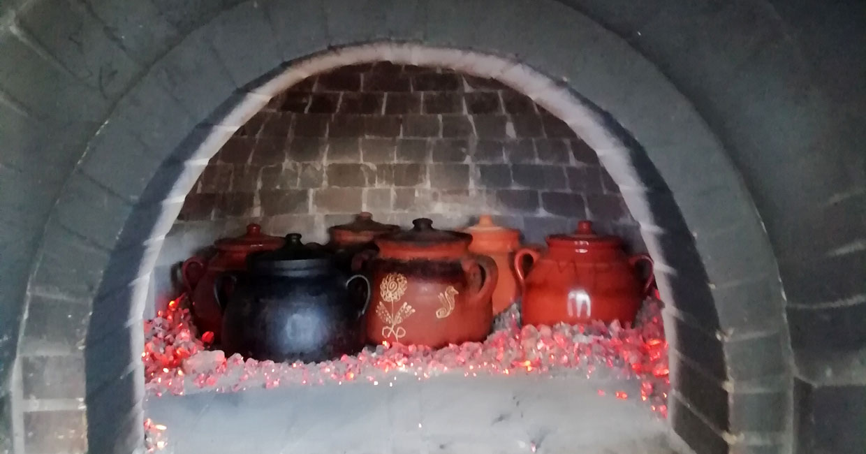 Wood oven cooking for groups in Sifnos